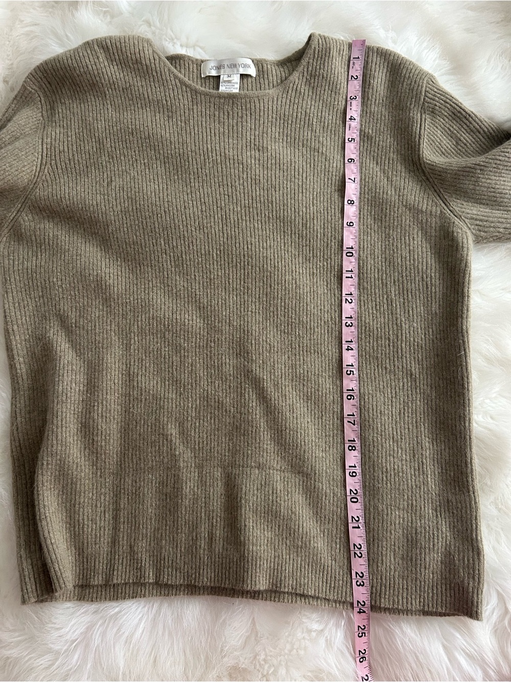 Lambswool and Angora Jones New York sweater - Picture 5 of 6